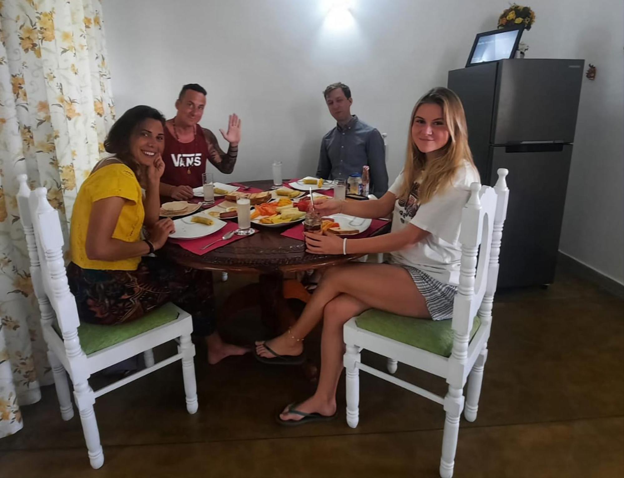 Hello Kandy Homestay Kültér fotó